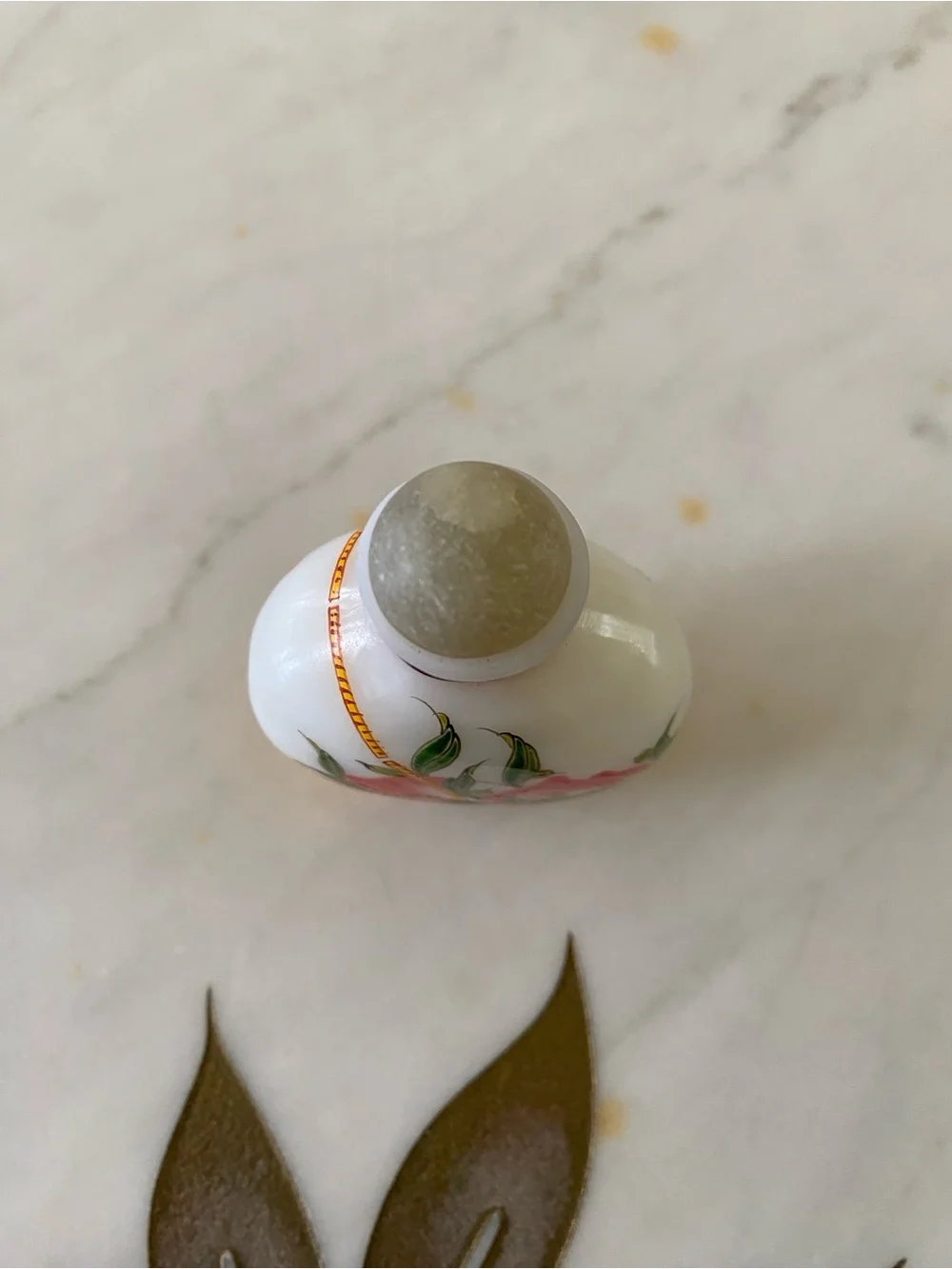 Vintage Chinese hand-painted Opaque Pekin Glass Snuff or Scent Bottle